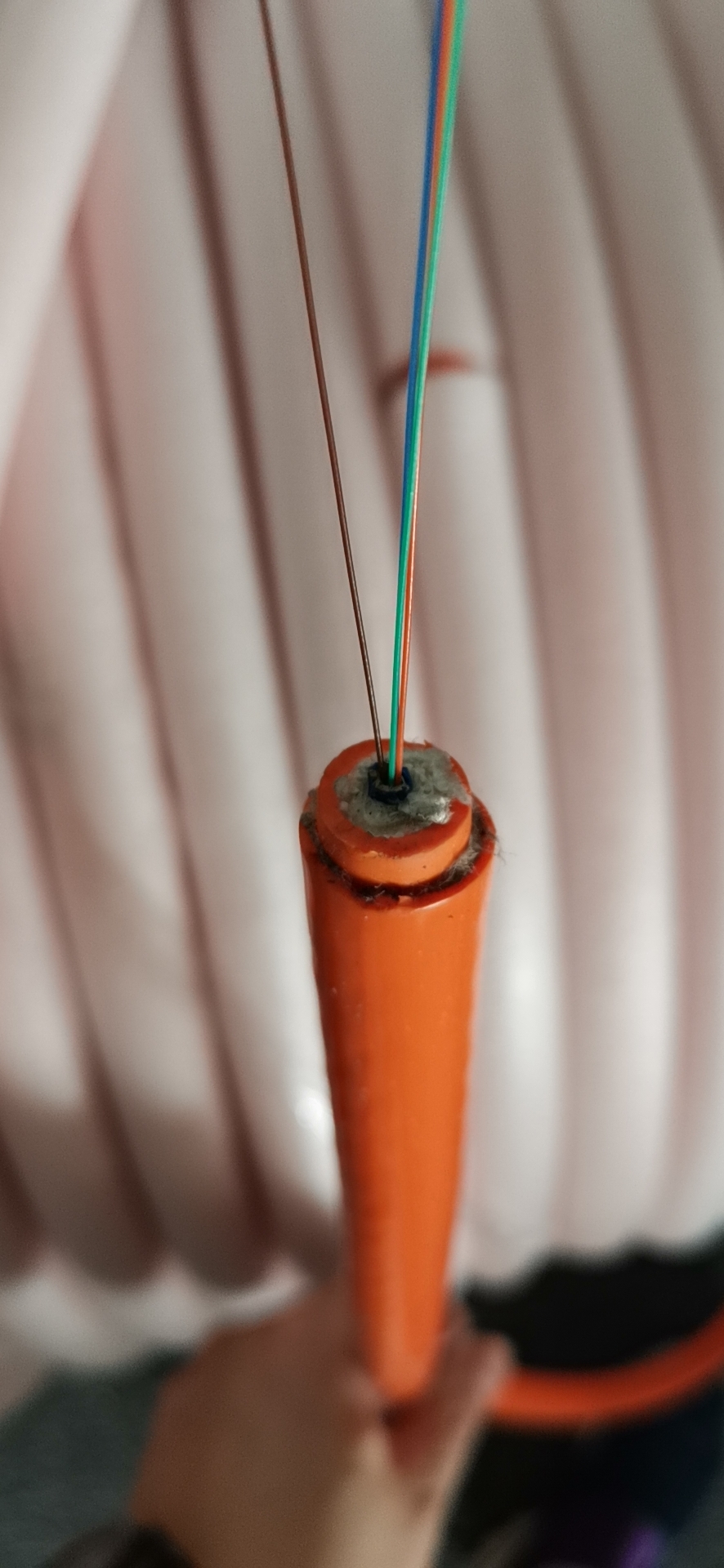 正浮力多芯水密承重光纜